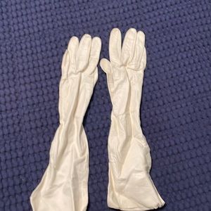 Vintage Elbow length white kid leather gloves sz 7